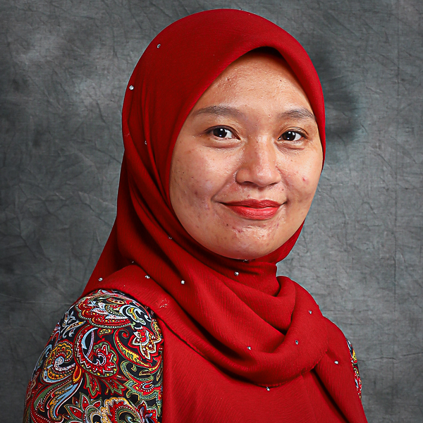 Pn. Siti Khadijah binti Salim