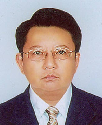 Dr Myint Aung